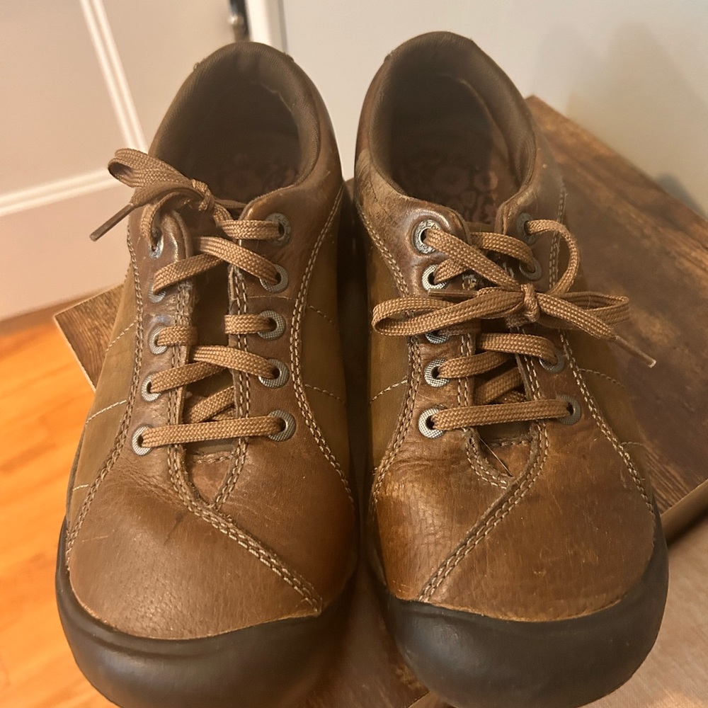 Women’s Keen Brown Leather Casual Shoes
